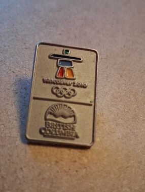 Vancouver 2010 Olympic Pin with British Columbia Logo
